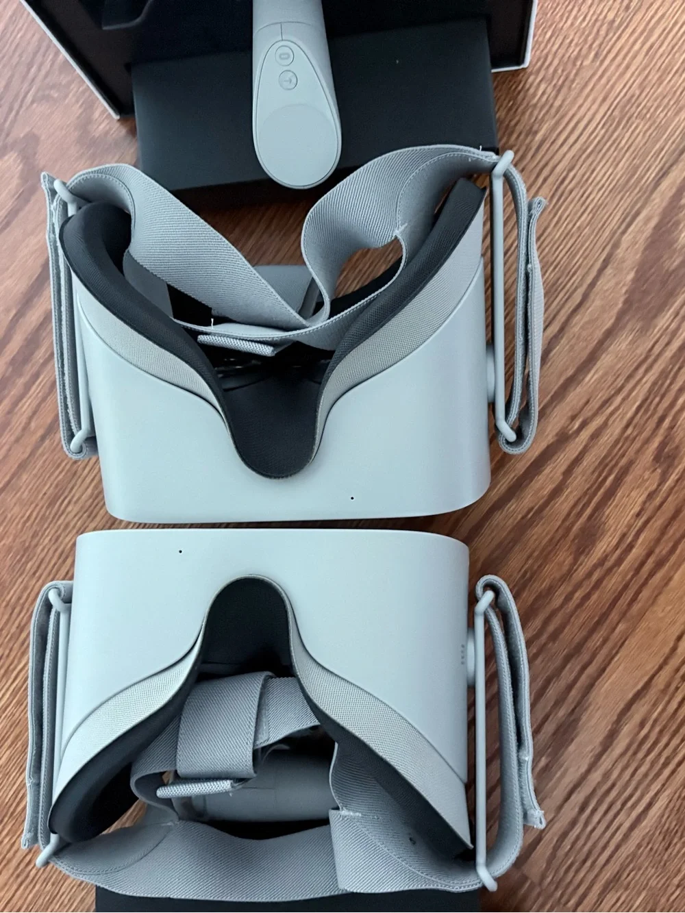(2)Oculus Go Standalone VR Headset - White (64 GB)